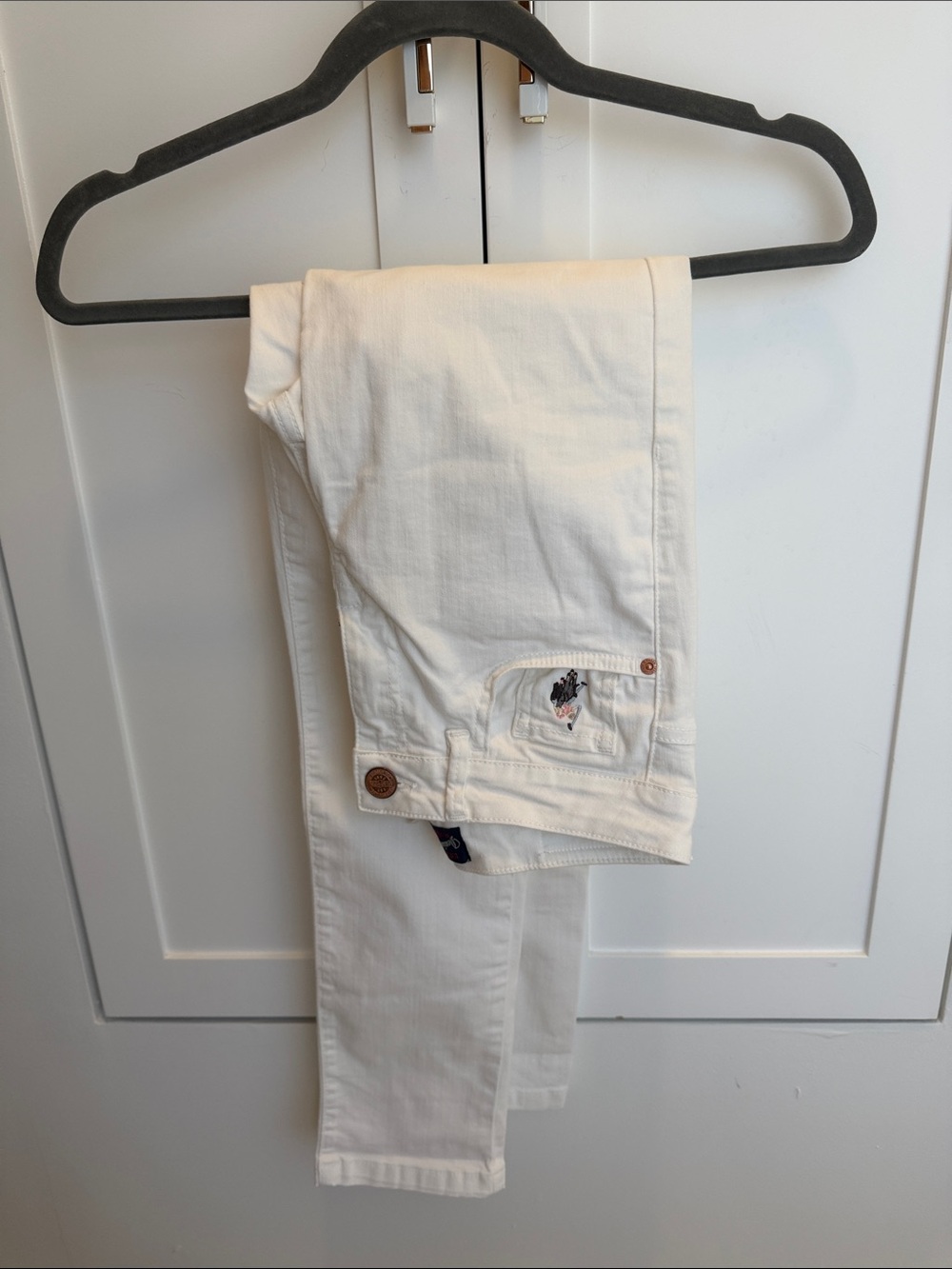 U.S. Polo Assn. SLIM White Jeans with Red & Navy Trim